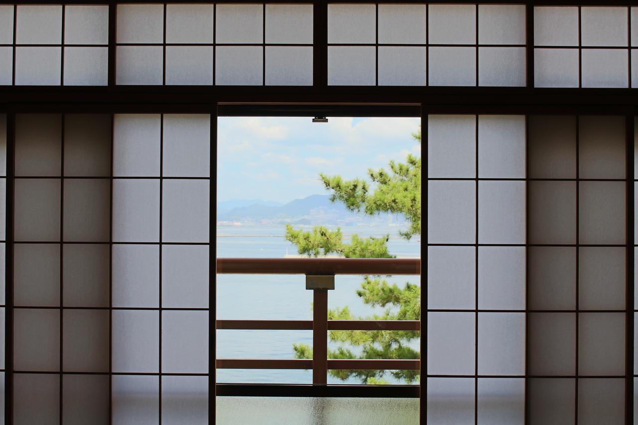 Miyajima Seaside Hotel Itsukushima Exterior photo